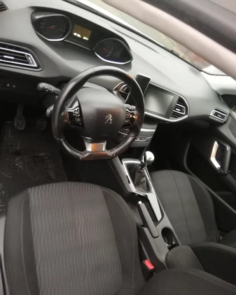 Peugeot 308 cena 31000 przebieg: 183000, rok produkcji 2015 z Chorzów małe 92